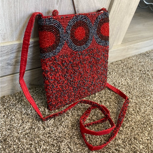 Vintage Red Seed Bead Crossbody Clutch Boho Handbag, Red Geometric Pattern Bag - Picture 3 of 7